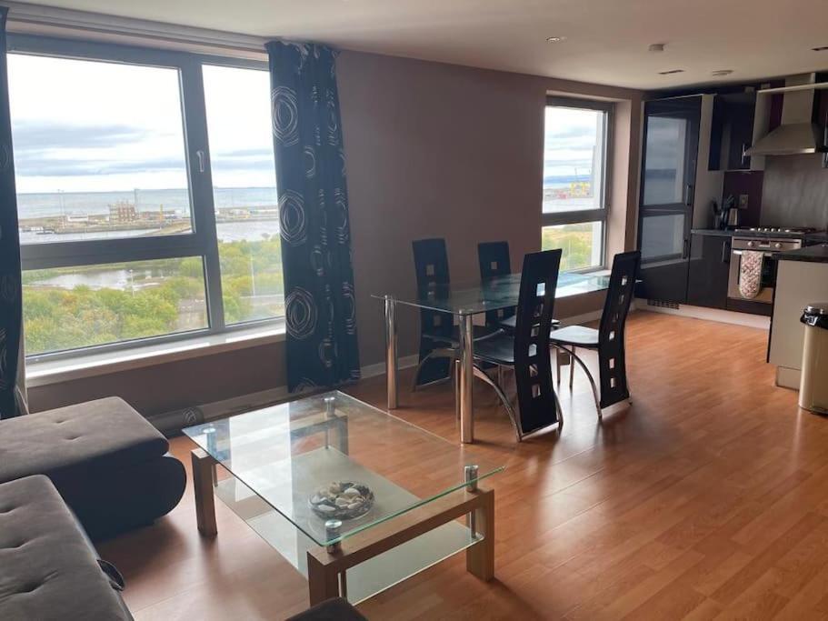 אדינבורו Modern 2 Bed Apartment With Stunning Seaside View מראה חיצוני תמונה